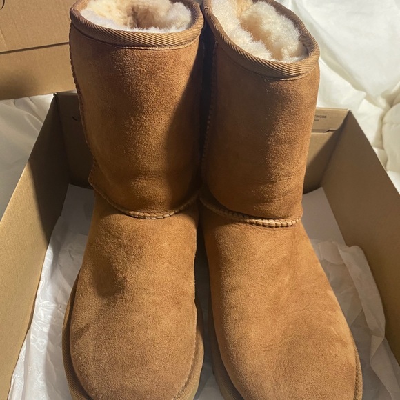 Ugg’s - Picture 11 of 12